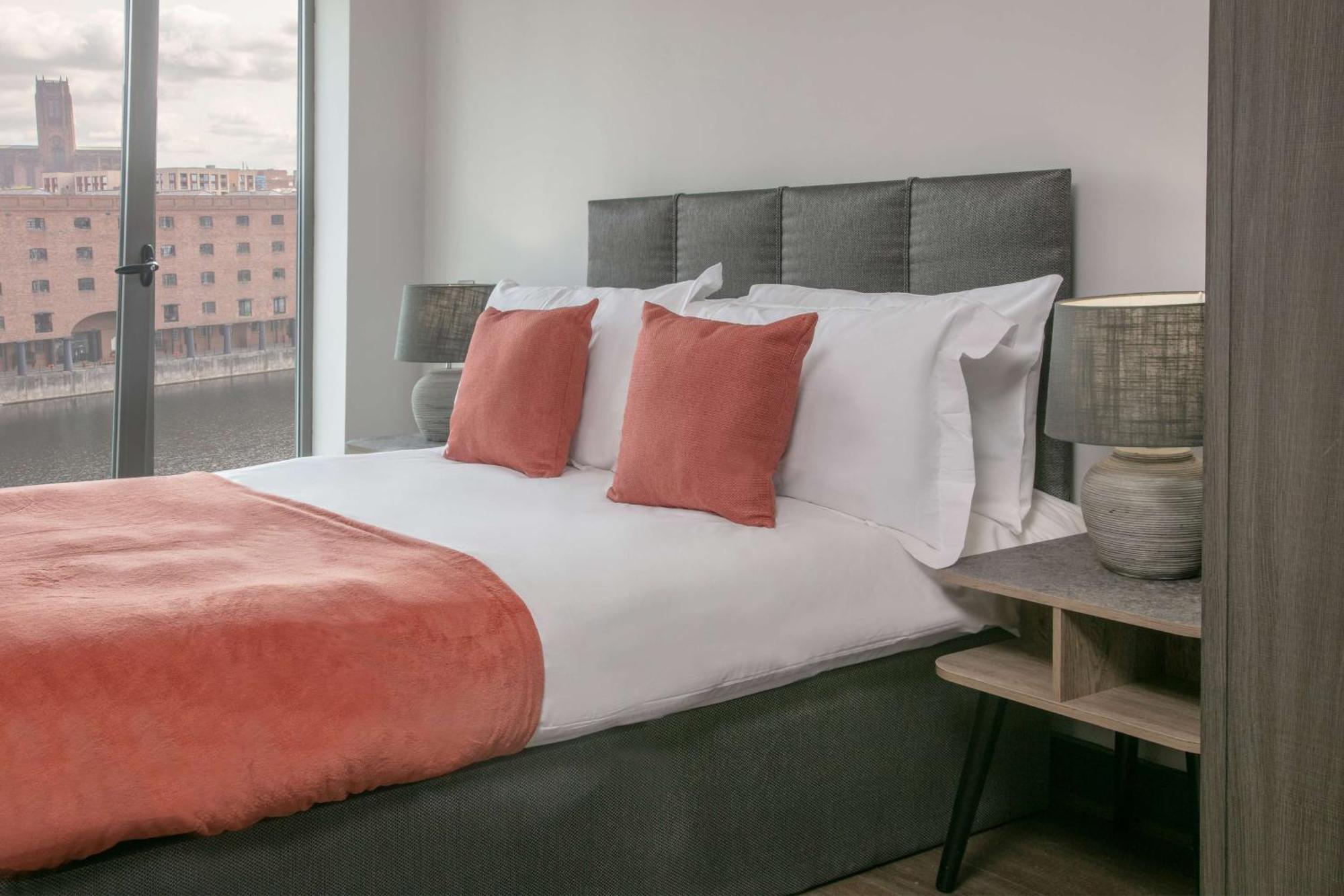 Dockside Aparthotel, Best Western Signature Collection Liverpool Exterior photo