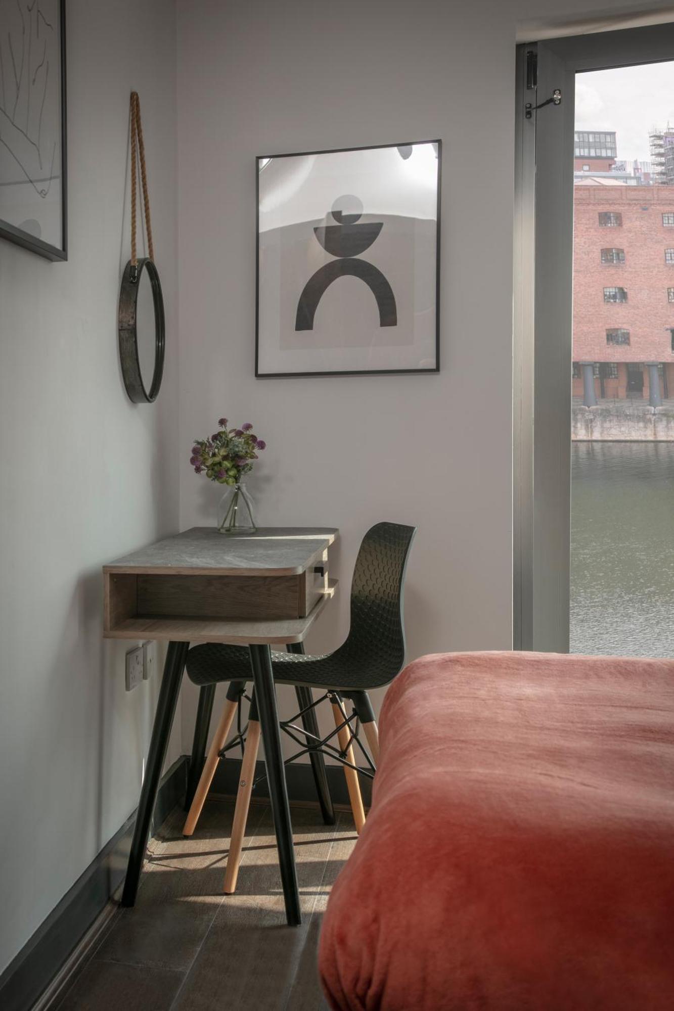 Dockside Aparthotel, Best Western Signature Collection Liverpool Exterior photo